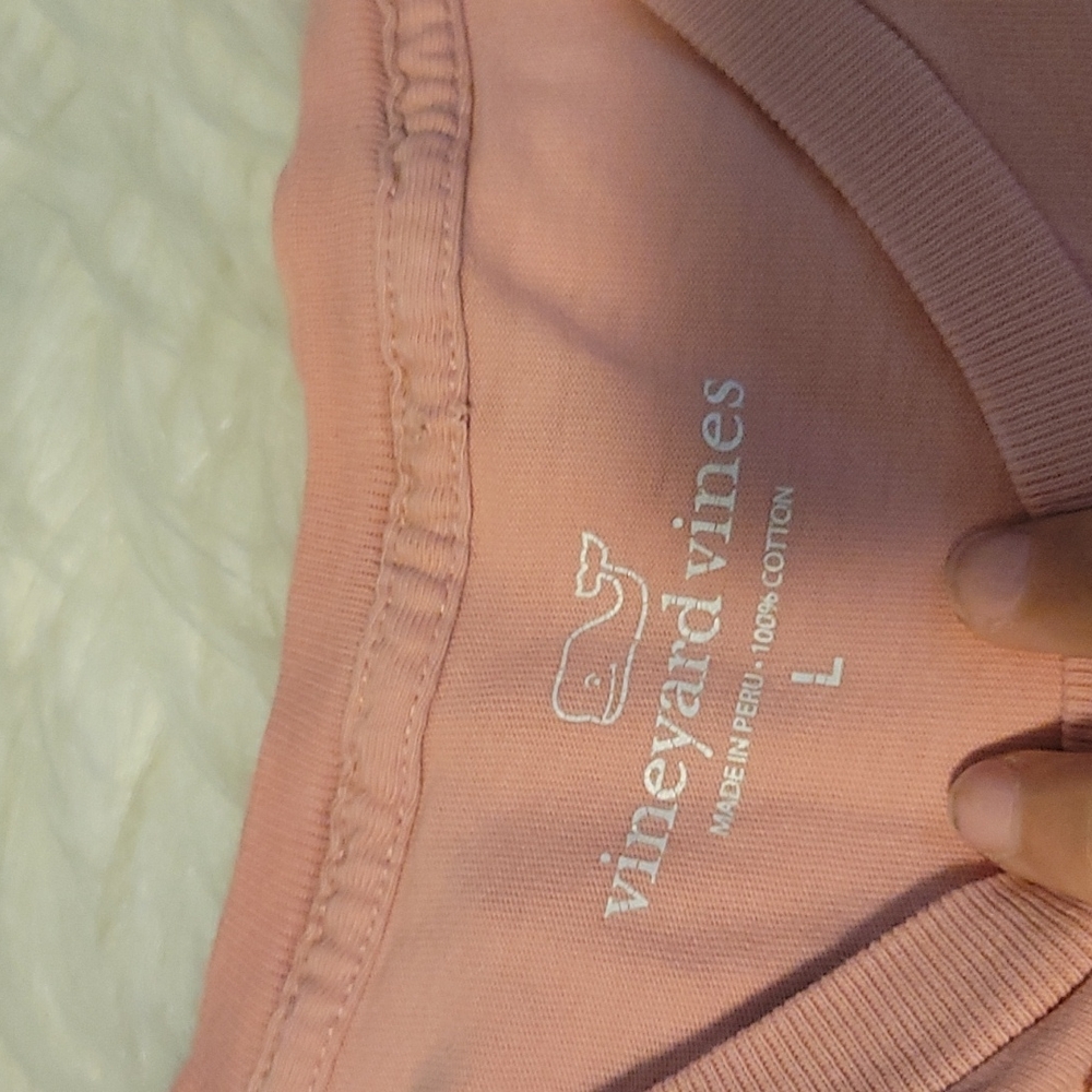 Vineyard vines shirt - Picture 3 of 6